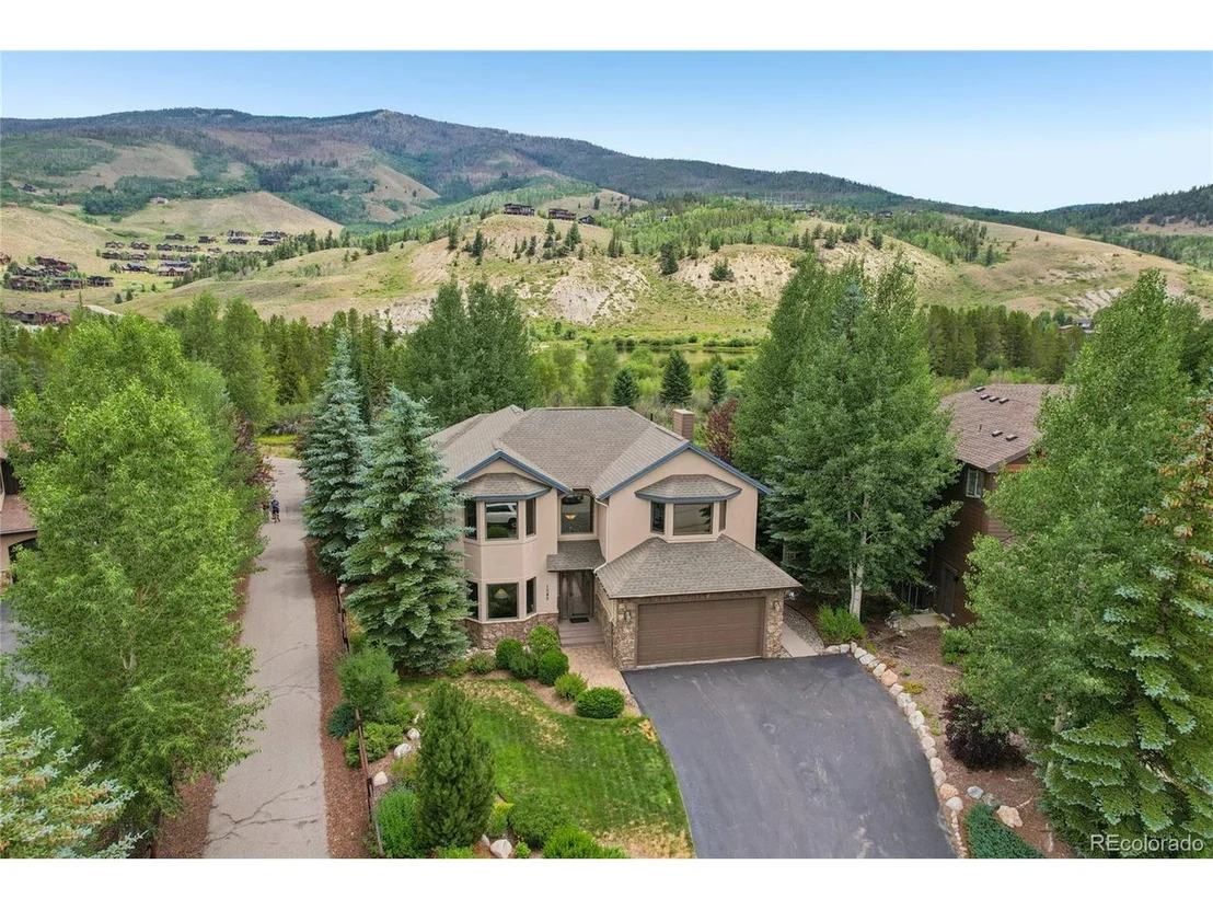 Photo of 1545 Legend Lake Cir