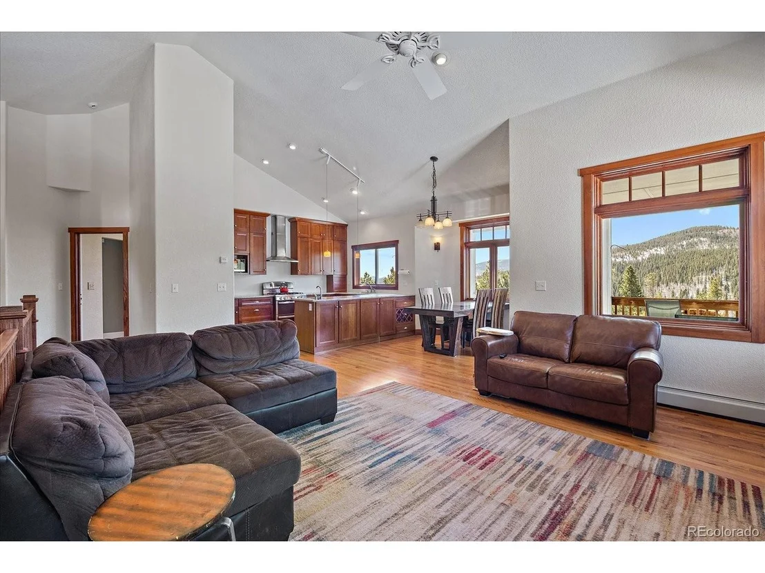 Photo of 286 Chieftain Rd