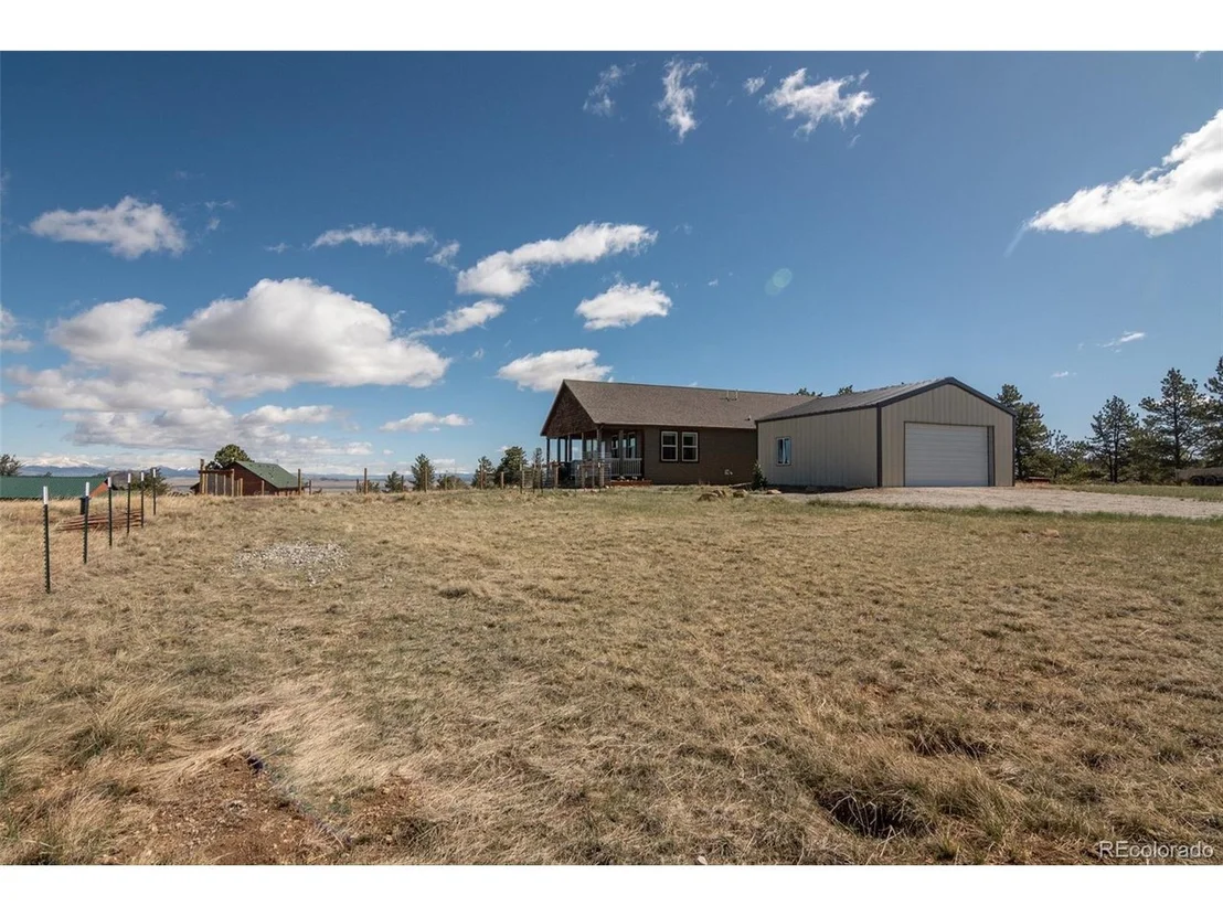 Photo of 526 Wagon Wheel Rd