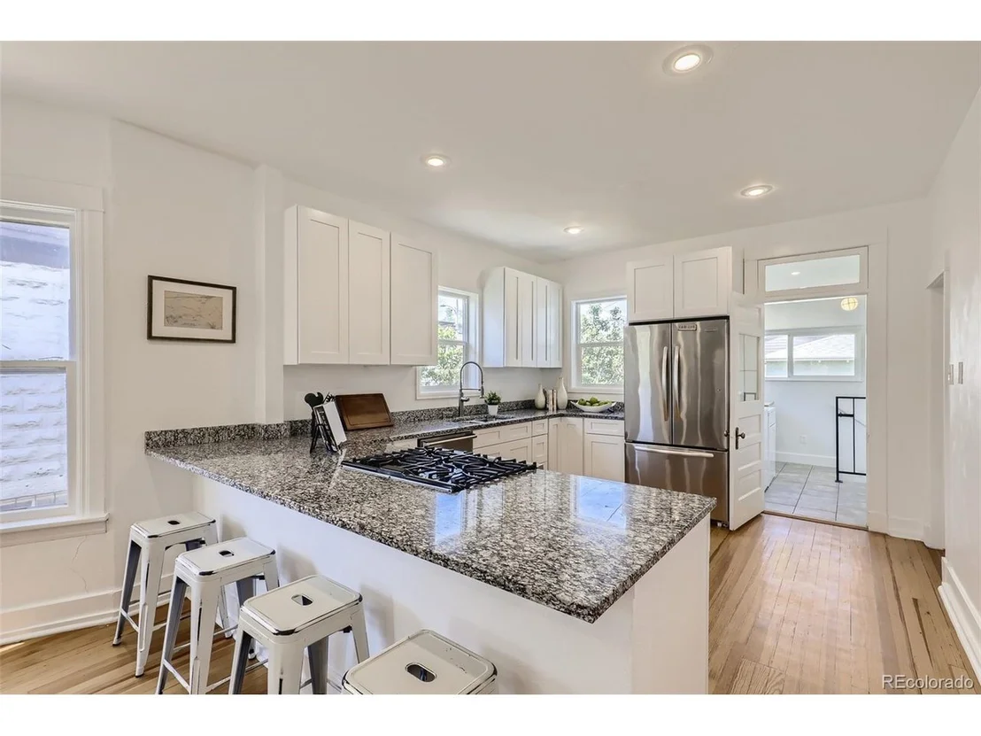 Photo of 3883 Lowell Blvd