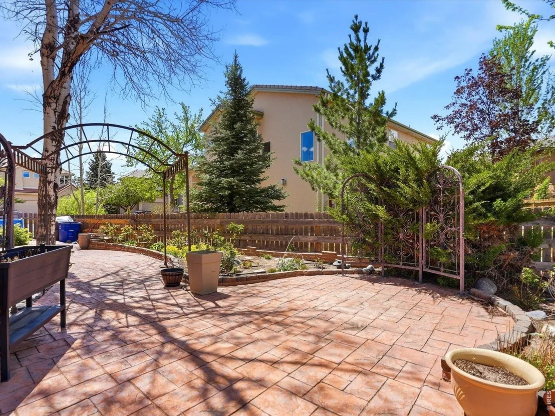 Photo of 445 Edison Pl