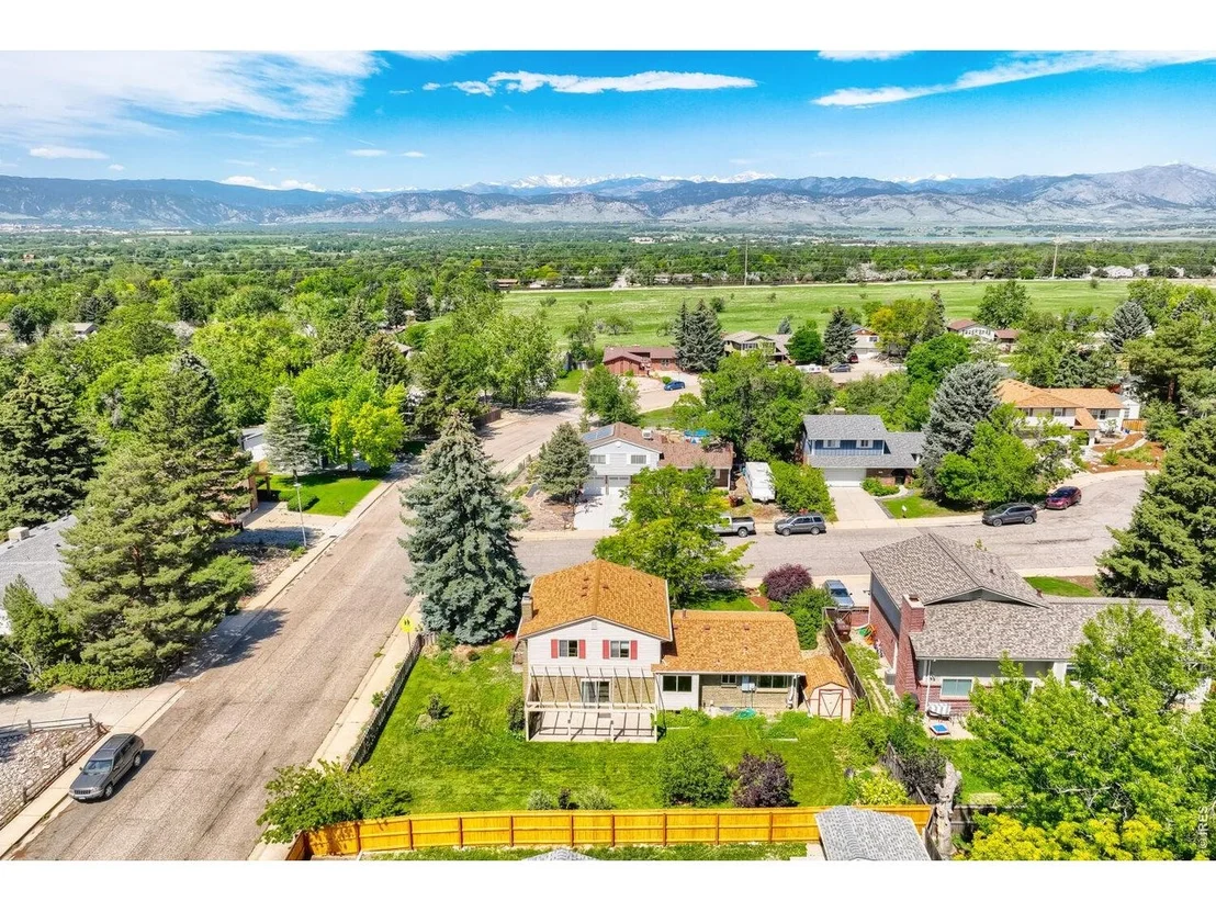 Photo of 4848 Fairlawn Cir