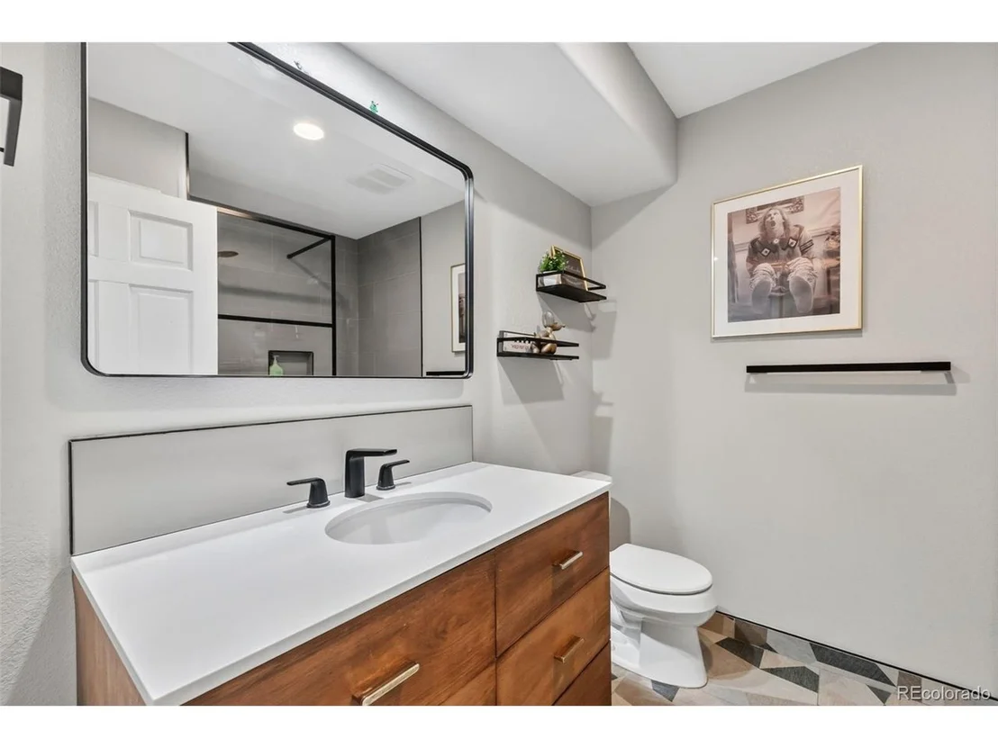 Photo of 1532 Legend Lake Cir