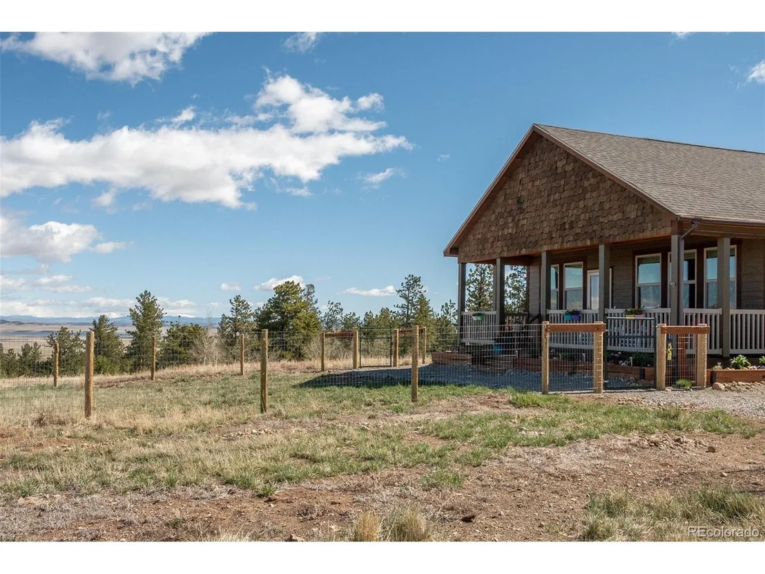 Photo of 526 Wagon Wheel Rd