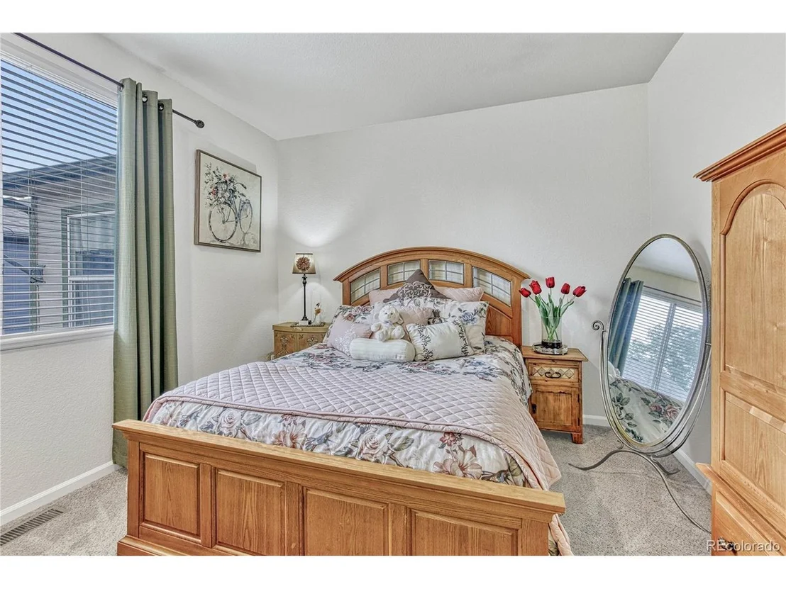 Photo of 6644 Sage Ave