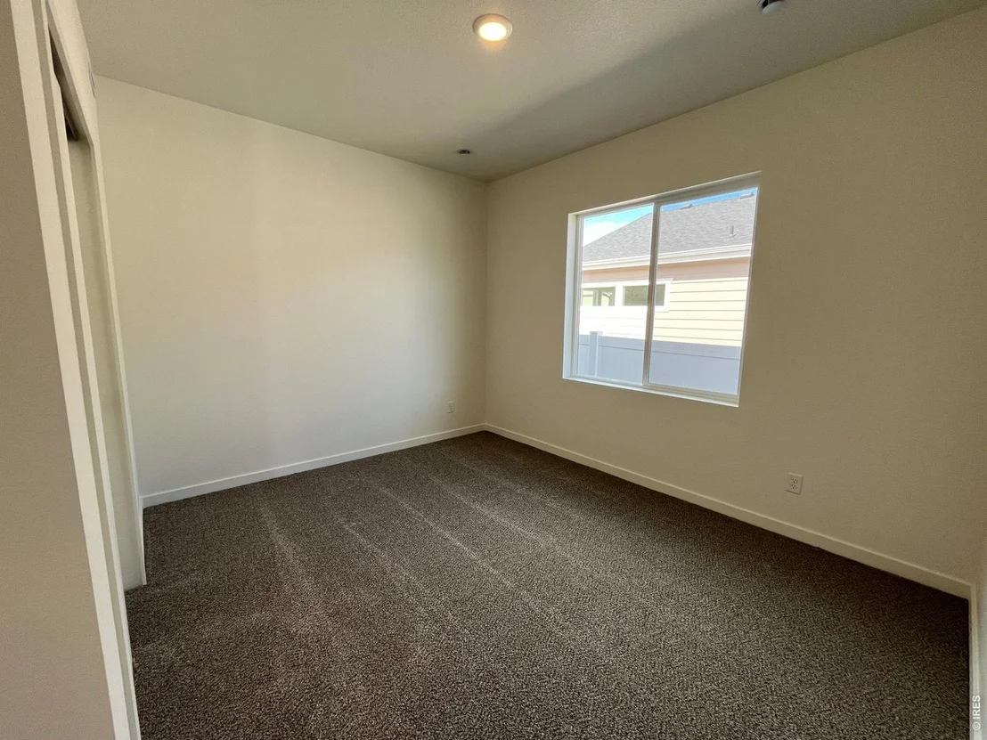 Photo of 521 85th Ave