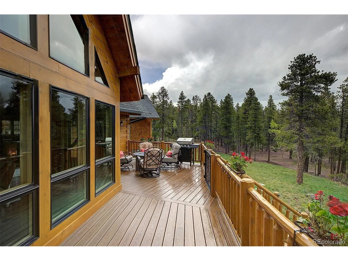 Photo of 1440 Lodge Pole Dr