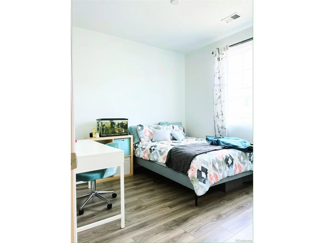 Photo of 3553 Makley Cir