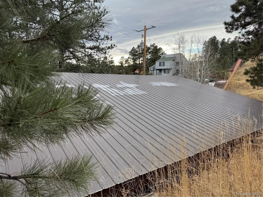 Photo of 663 Aspen Rd