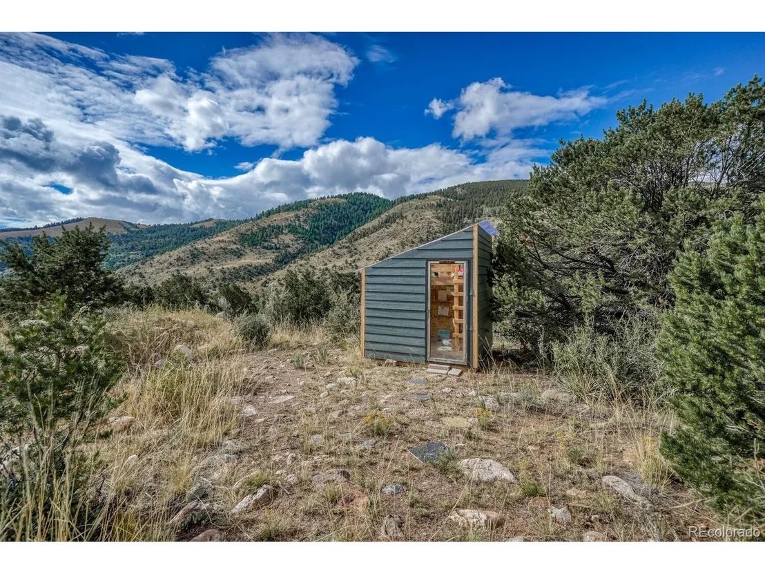 Photo of 17051 County Road 240F