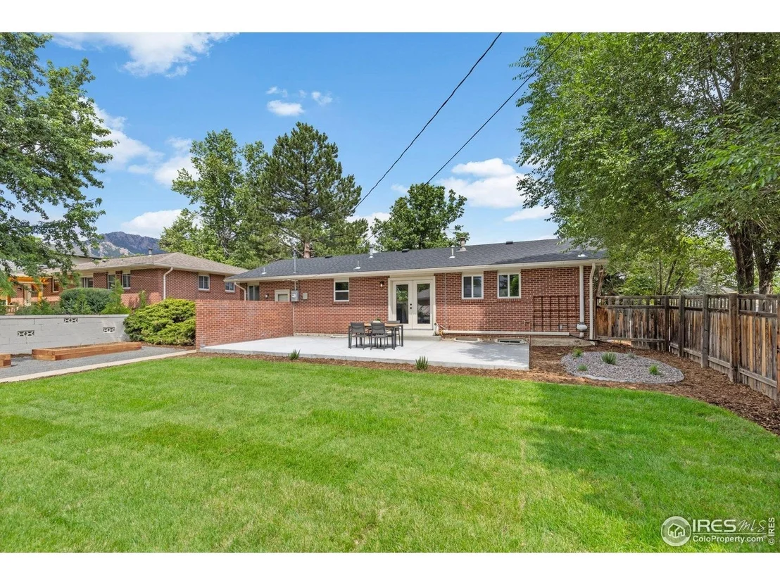 Photo of 1100 Berea Dr