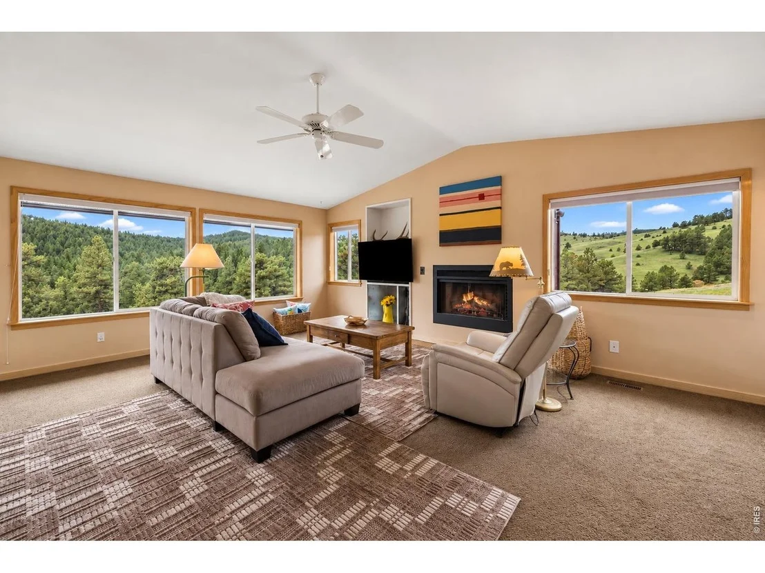 Photo of 936 Pika Rd