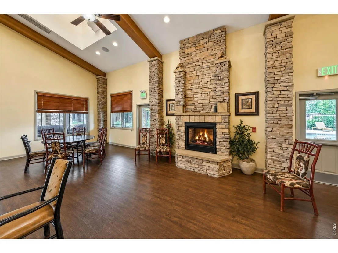 Photo of 7900 Mountain View Dr