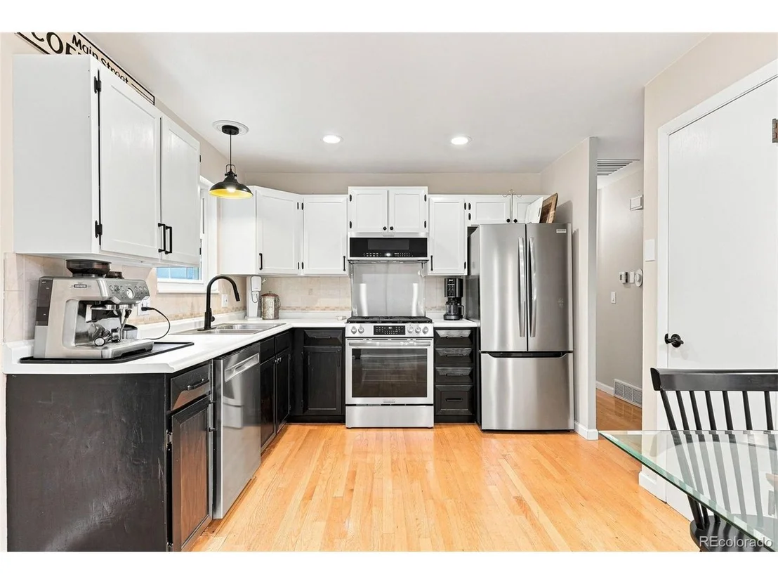 Photo of 8530 W 88th Pl