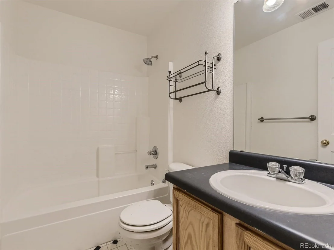 Photo of 10011 Mackay Dr