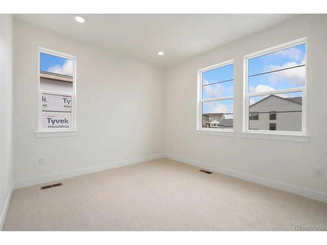 Photo of 1637 Winter Glow Dr