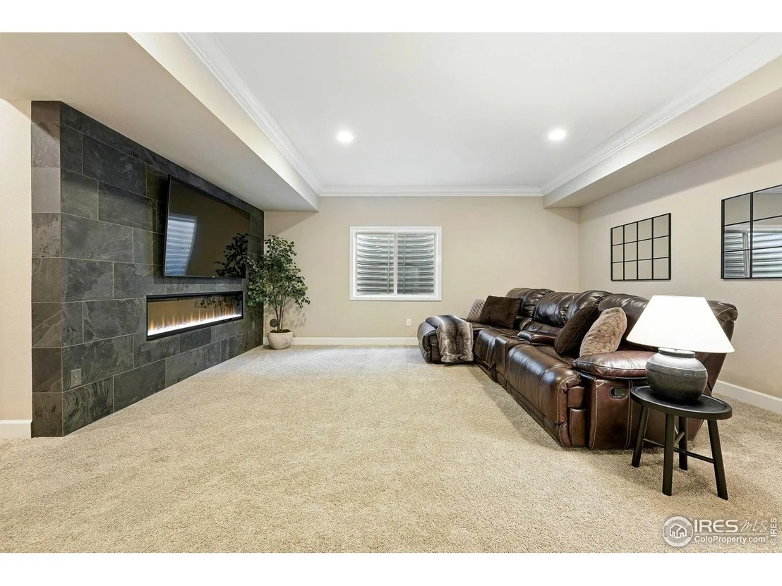 Photo of 952 Pinecliff Dr