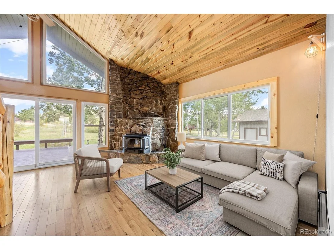 Photo of 23 Moon Dr
