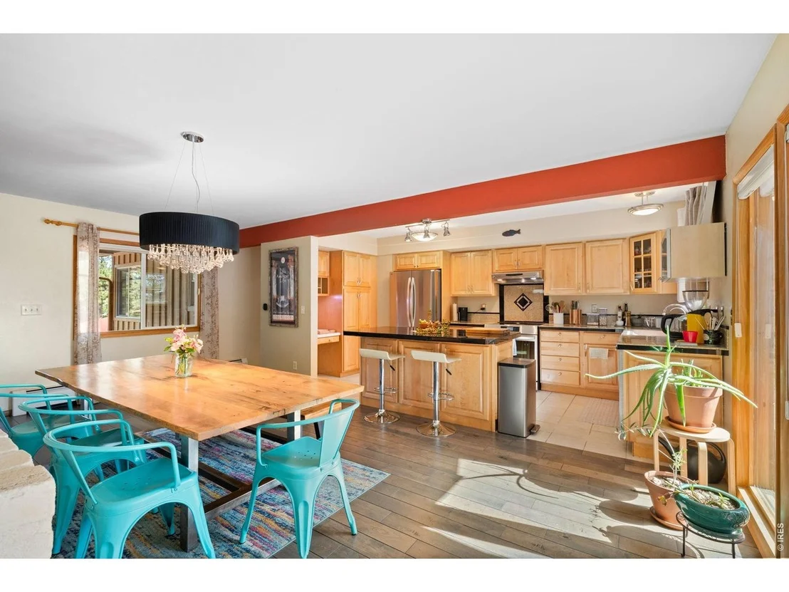 Photo of 526 Brook Rd