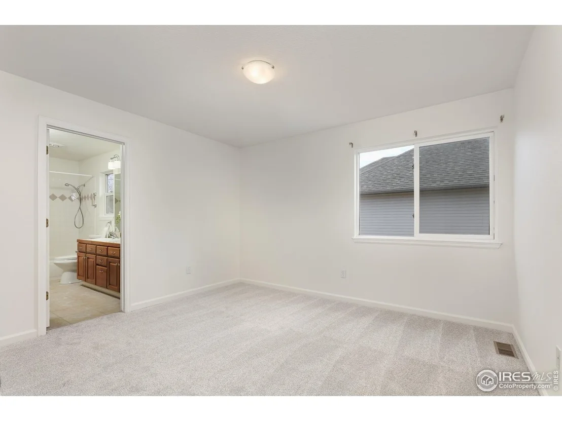 Photo of 4866 Franklin Dr