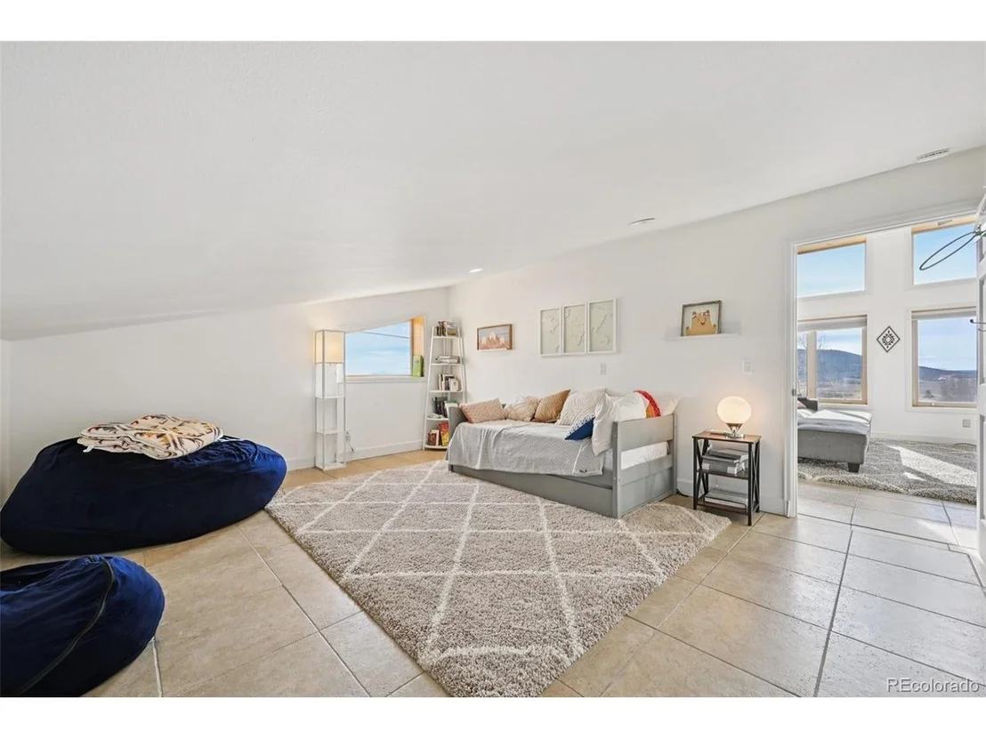 Photo of 1499 Sheep Ridge Rd