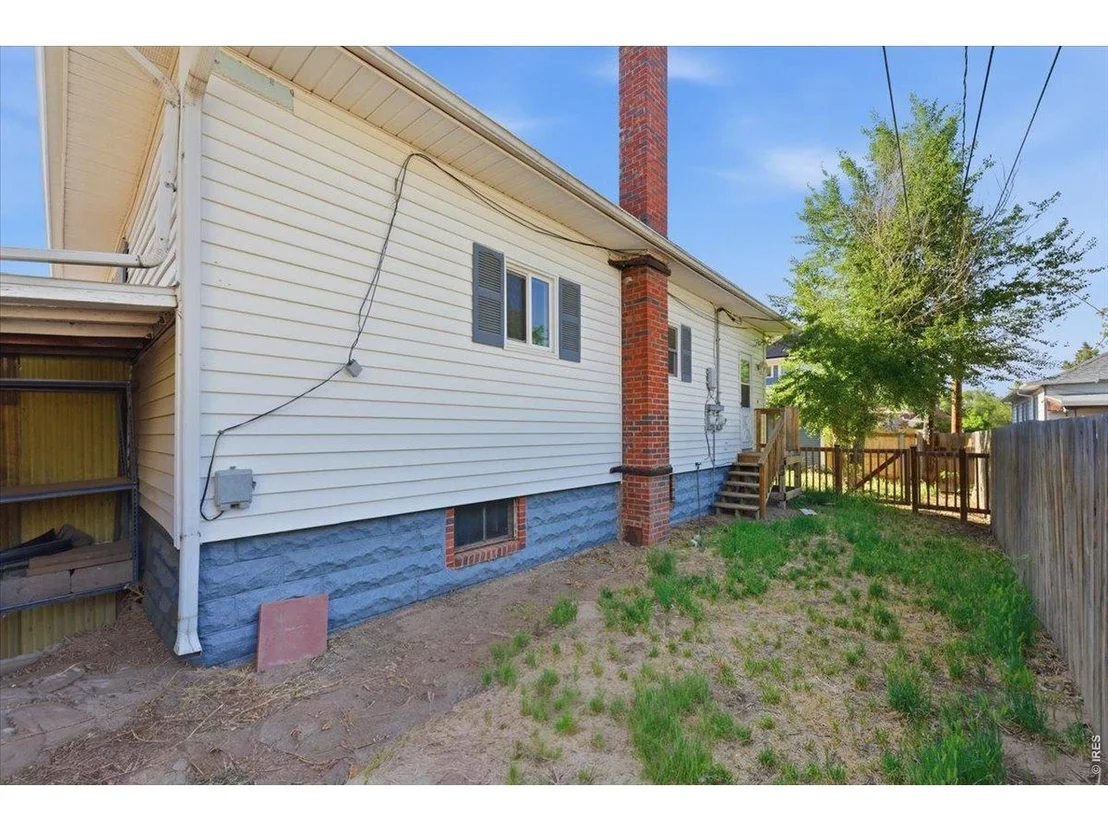Photo of 1110 14th Ave