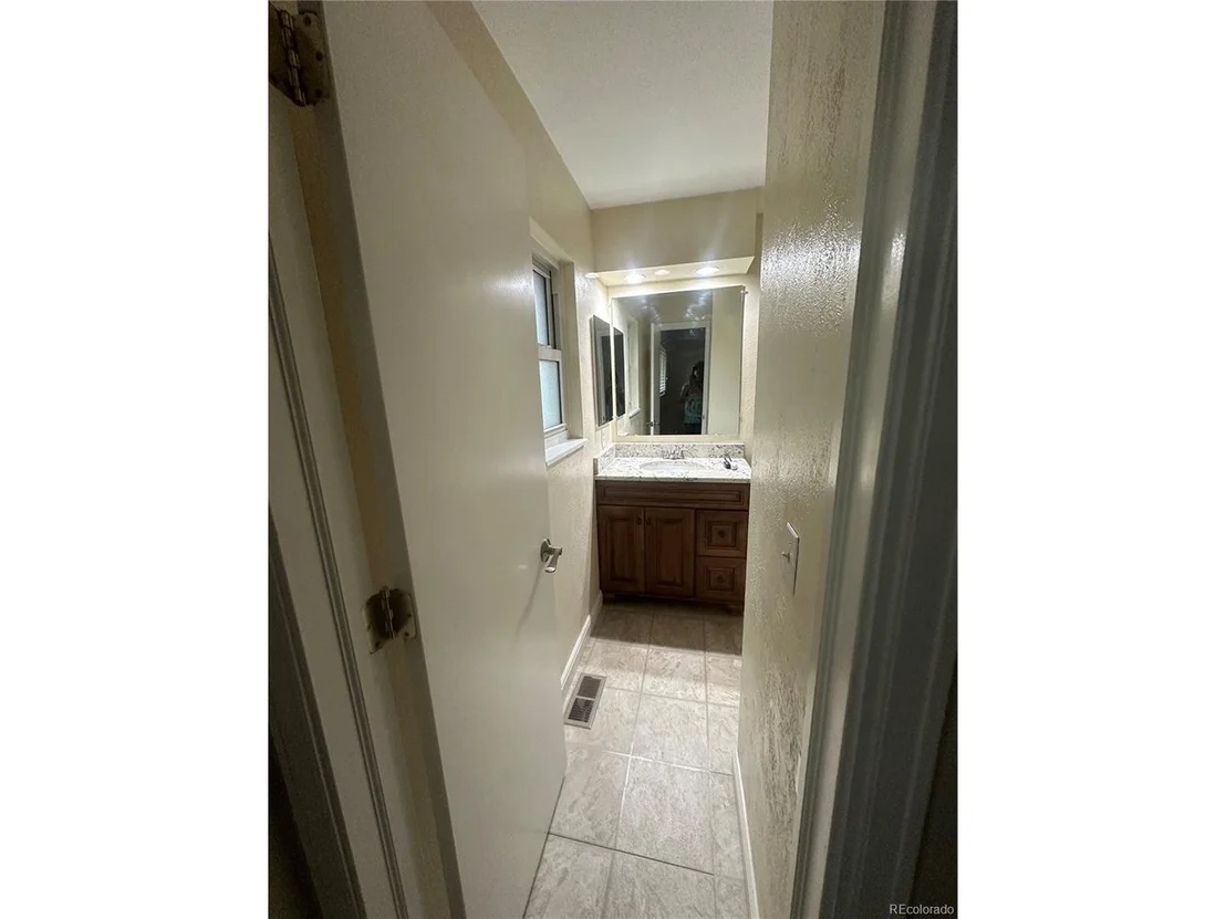 Photo of 203 Cypress Cir