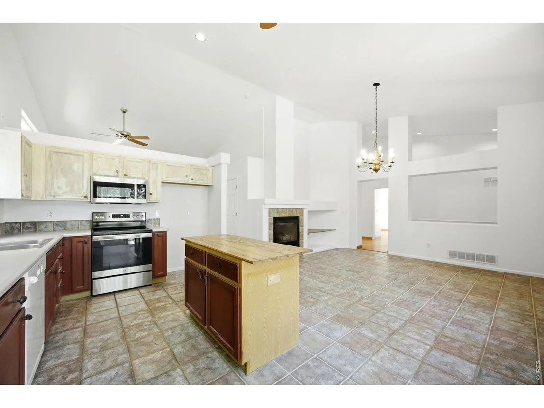 Photo of 726 Nelson Park Dr