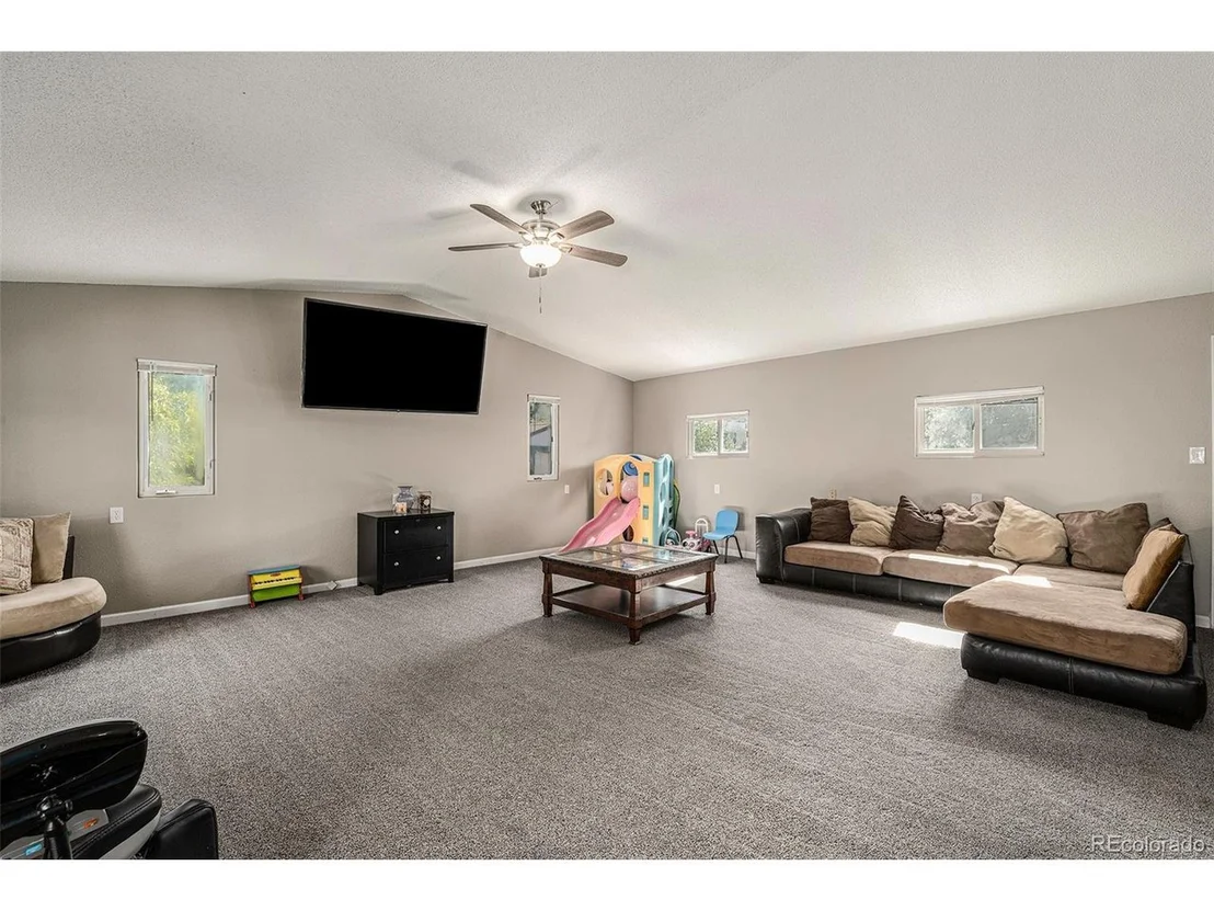 Photo of 15121 Mitchell Pl