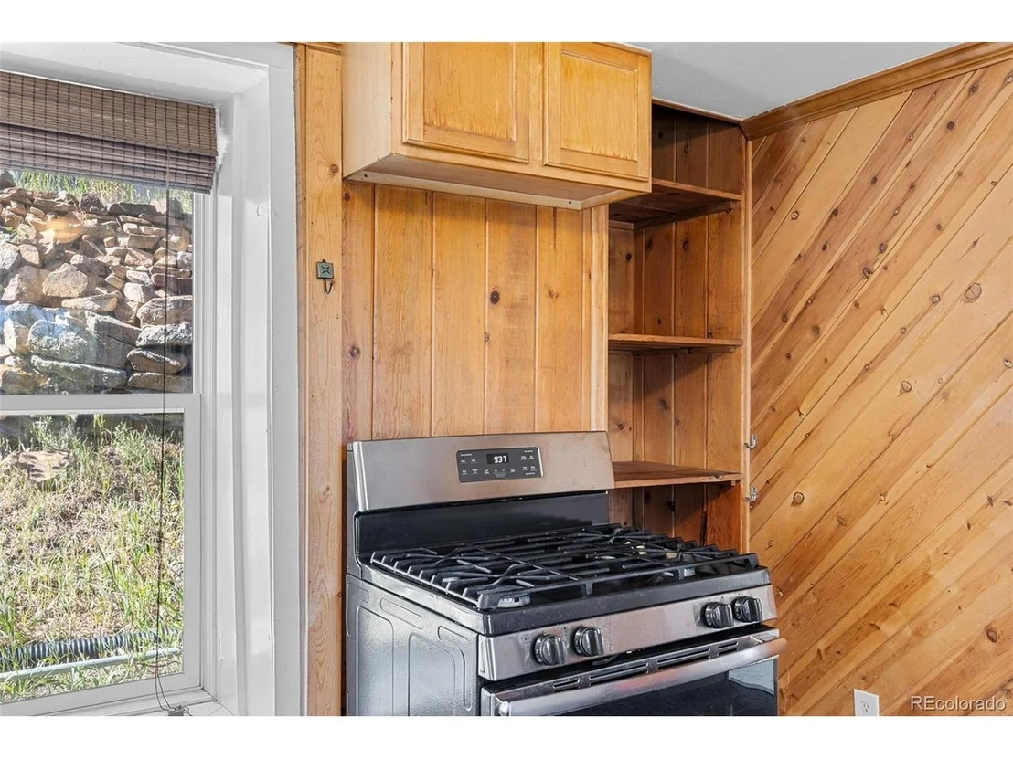Photo of 350 Spring St