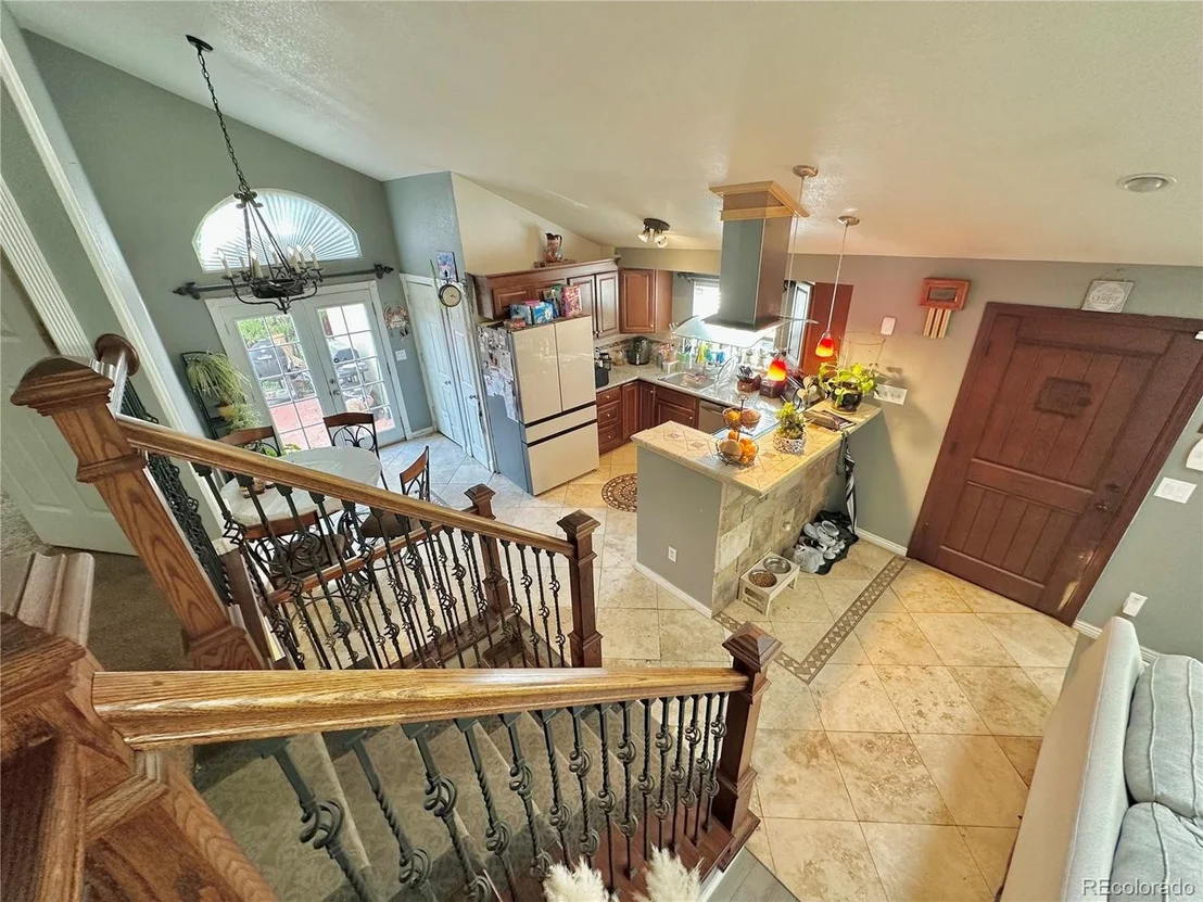 Photo of 4500 Eugene Way