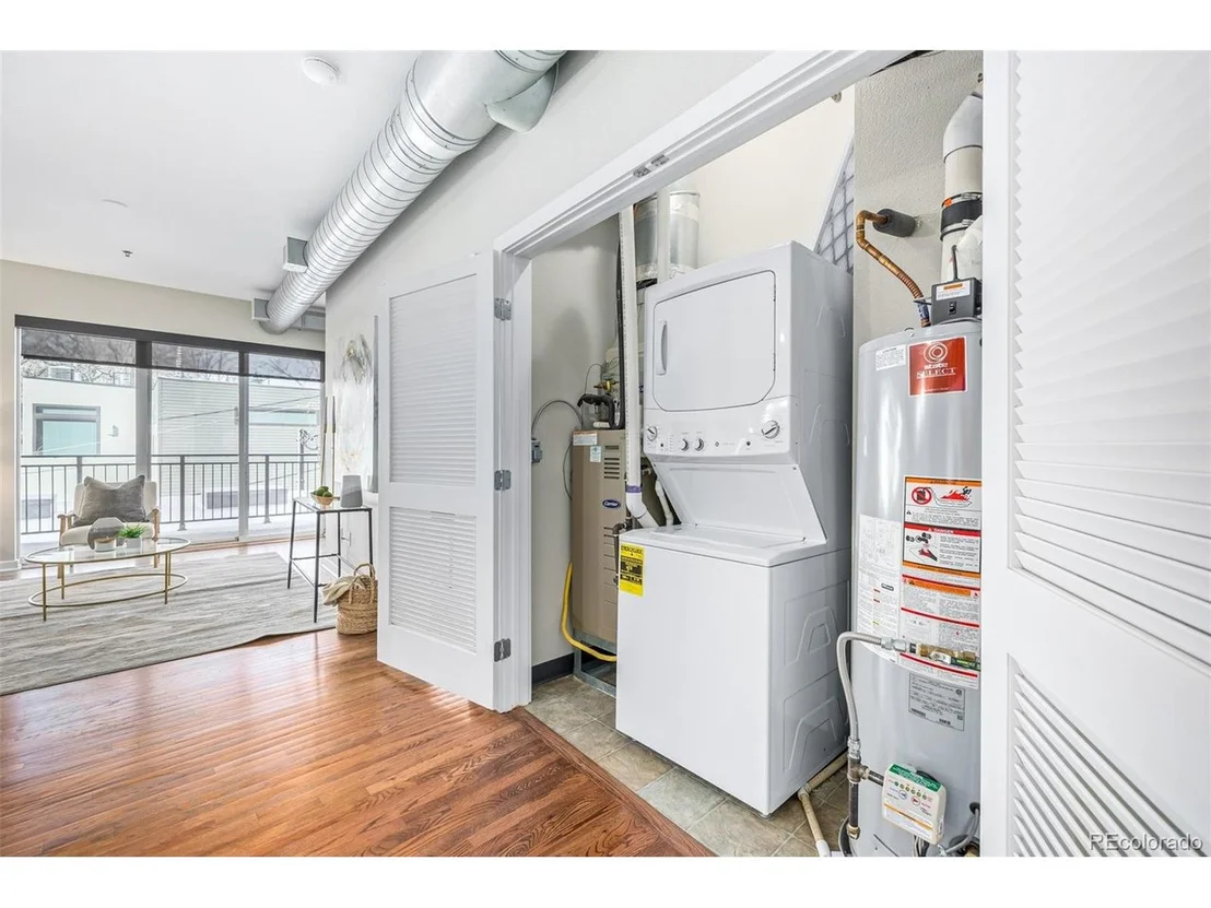 Photo of Unit 310 at 1441 Central St