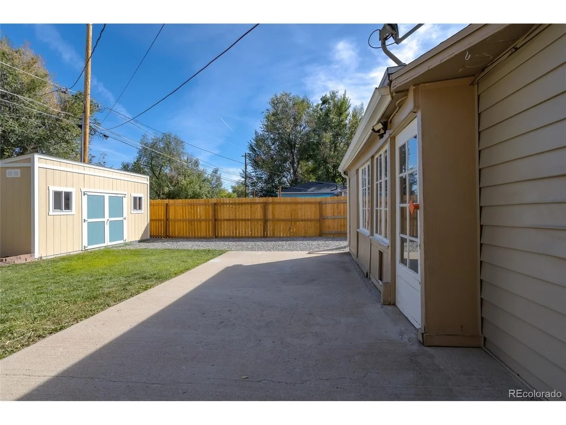 Photo of 6845 W 55th Pl