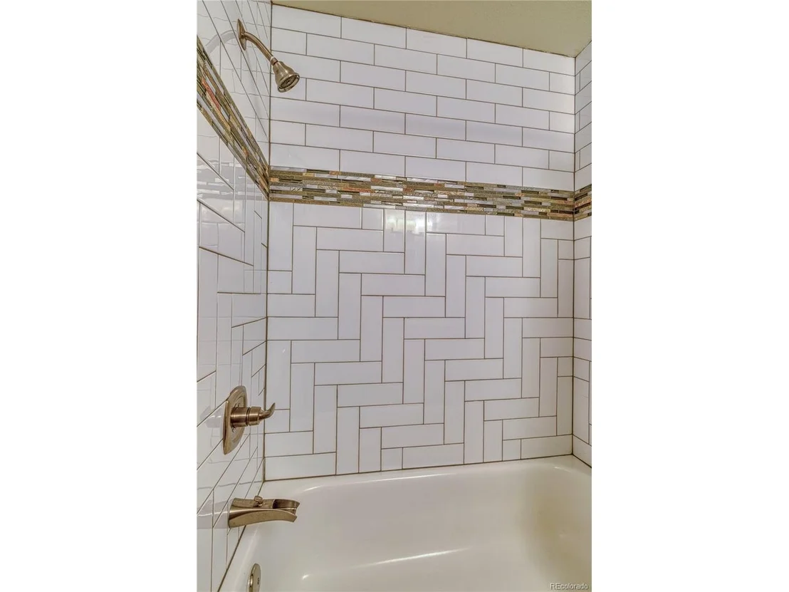 Photo of 6812 Blue Jay Dr