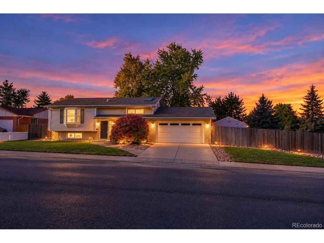Photo of 6459 Iris St