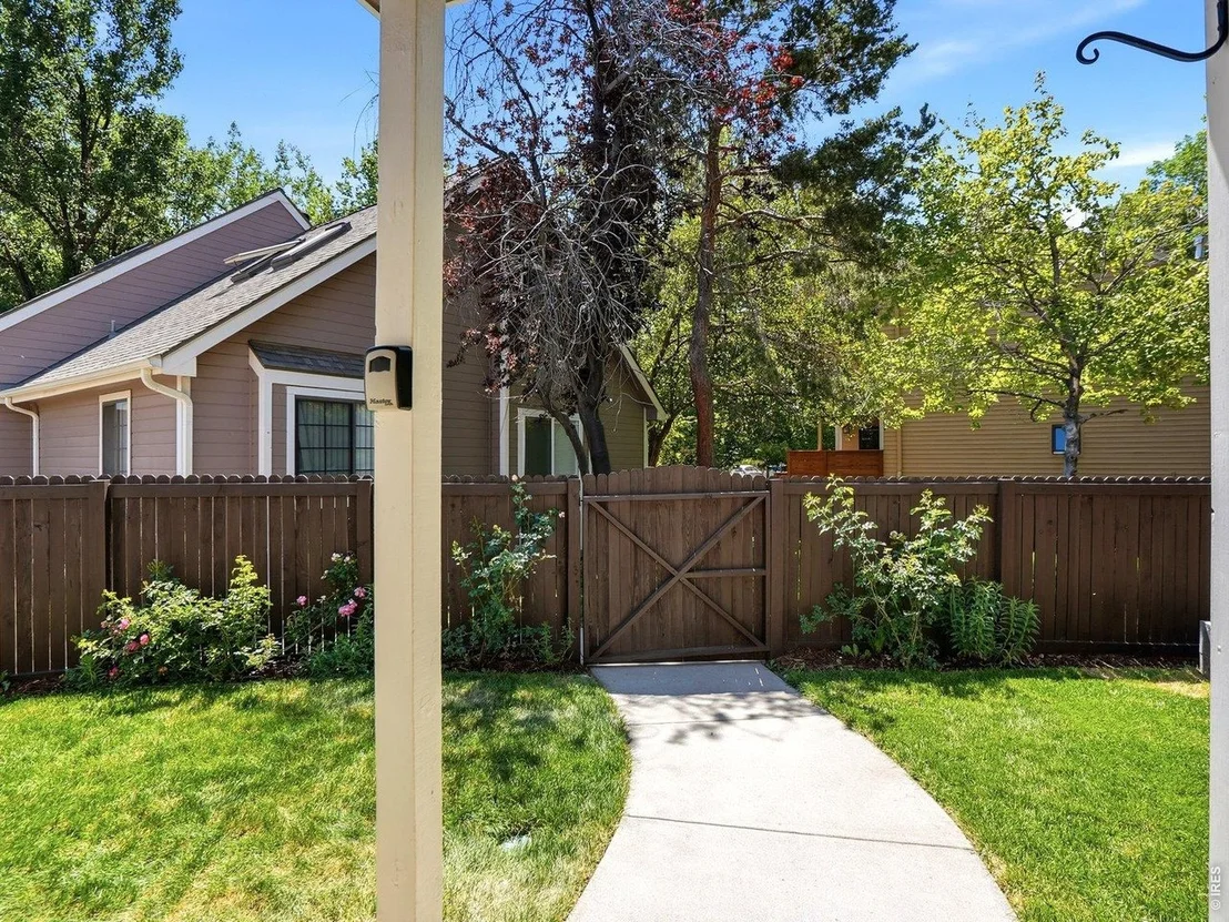 Photo of 4865 Darwin Ct