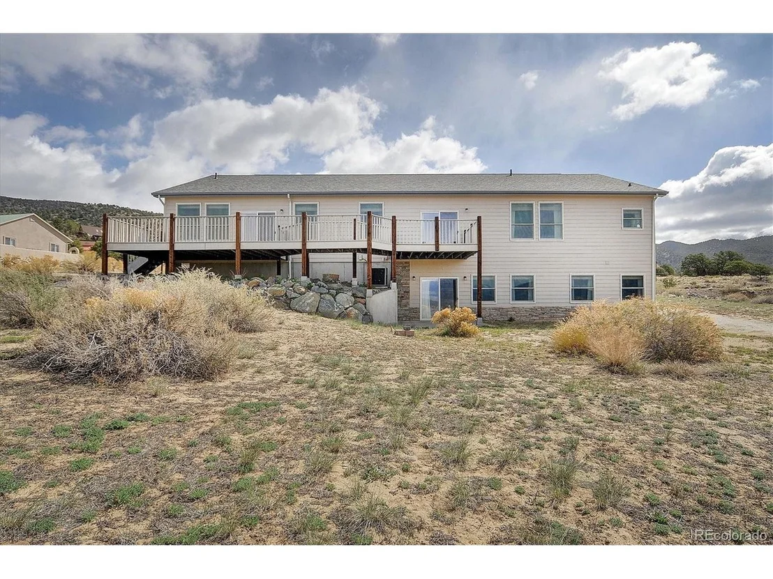 Photo of 10305 W Cherokee Dr
