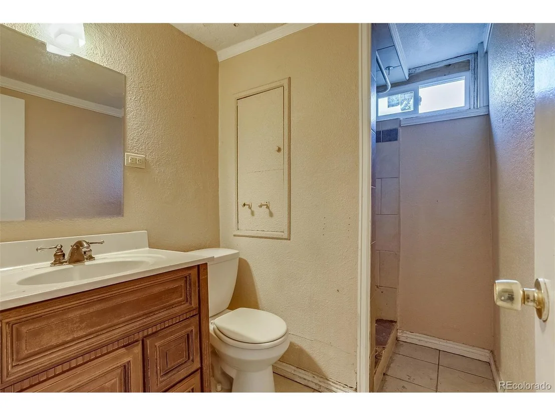 Photo of 3685 Jasmine St