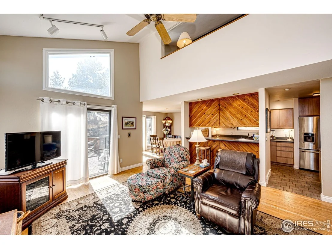 Photo of 8483 Thunderhead Dr