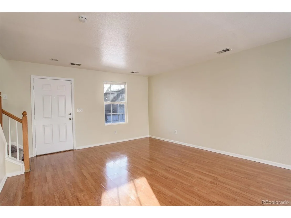 Photo of 1267 Bluejay Ave
