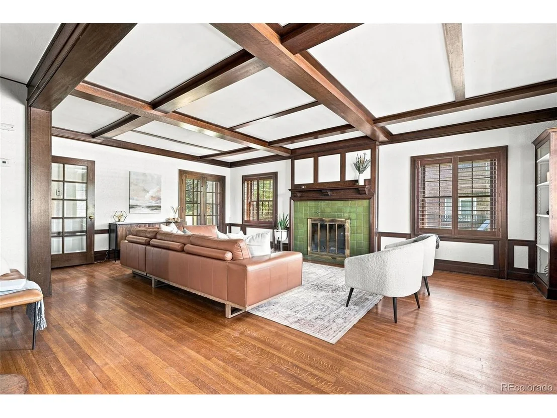 Photo of 2398 Colorado Blvd