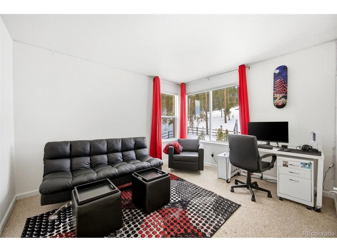 Photo of 7291 Brook Forest Dr