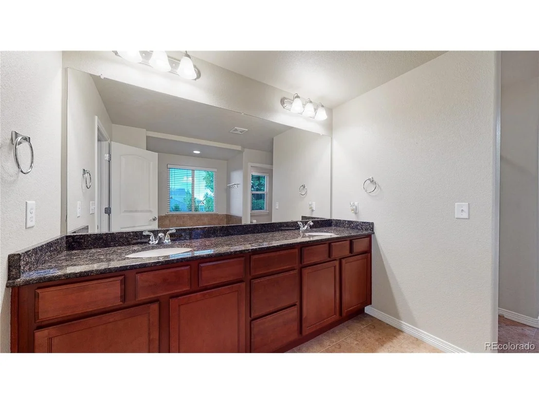 Photo of 415 Wind River Dr