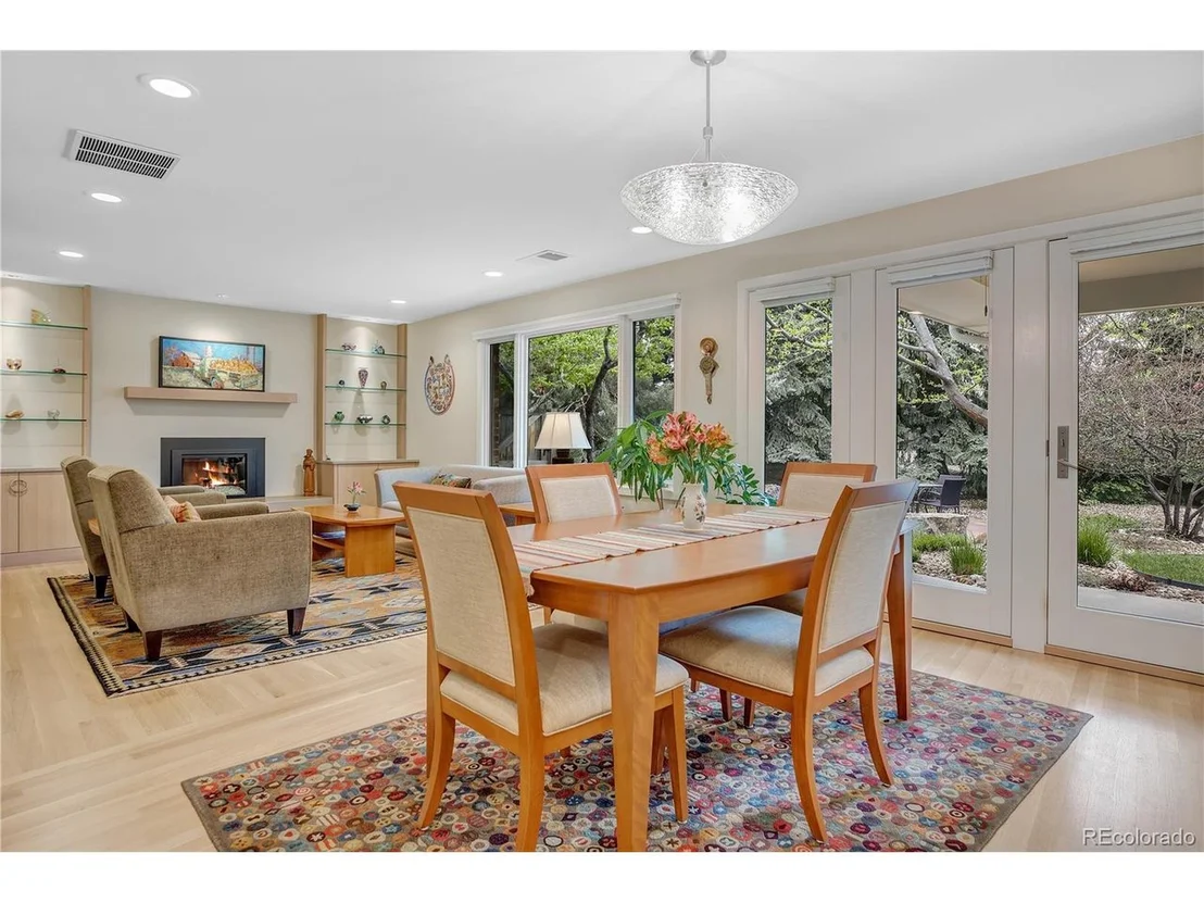 Photo of 6647 Apache Ct