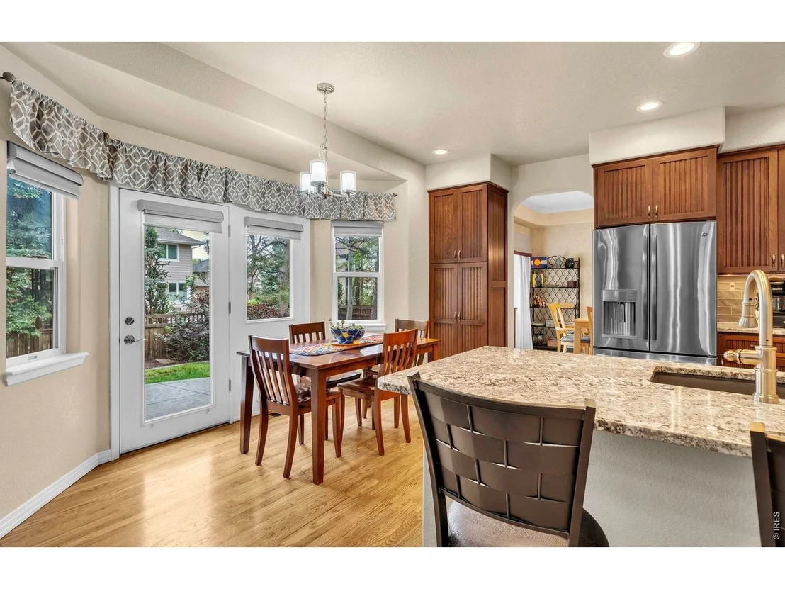 Photo of 2233 Bluebird Dr