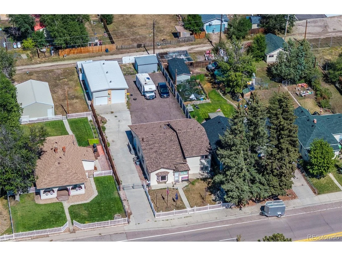 Photo of 421 Comanche St