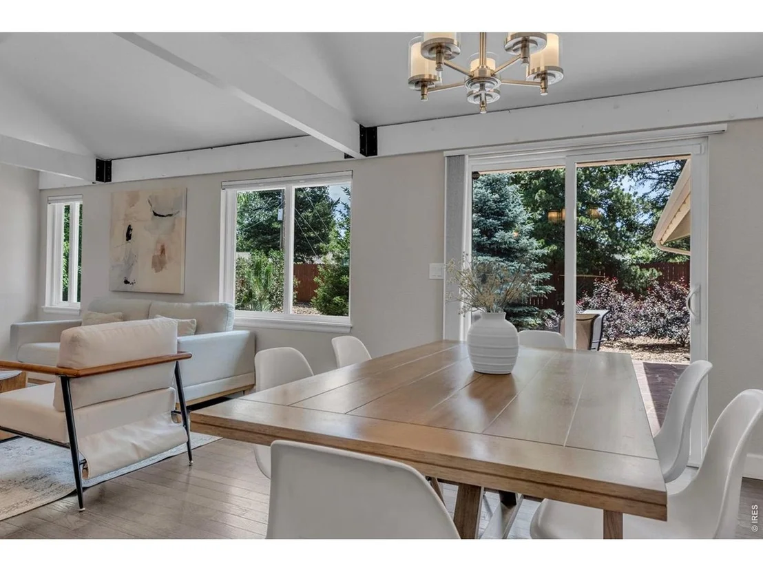 Photo of 1490 Chambers Dr