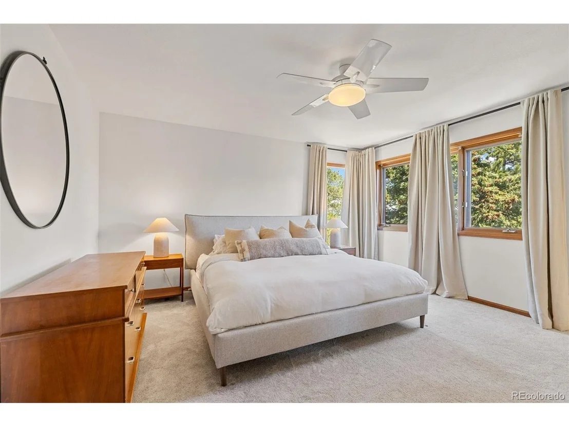 Photo of 6159 S Skyline Dr