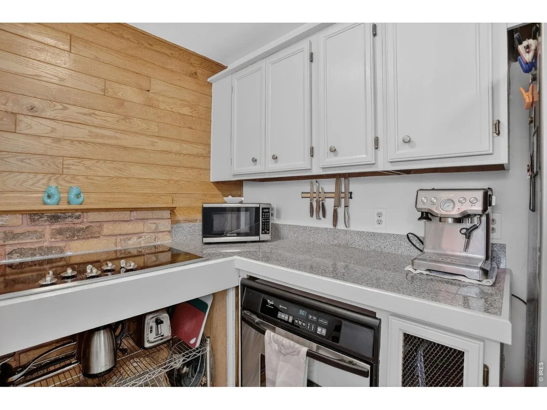 Photo of 760 Hickory Dr