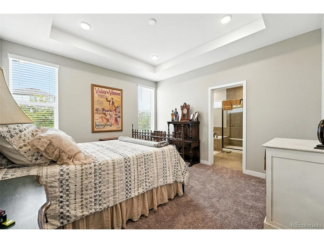 Photo of 5417 Riverbend Ave